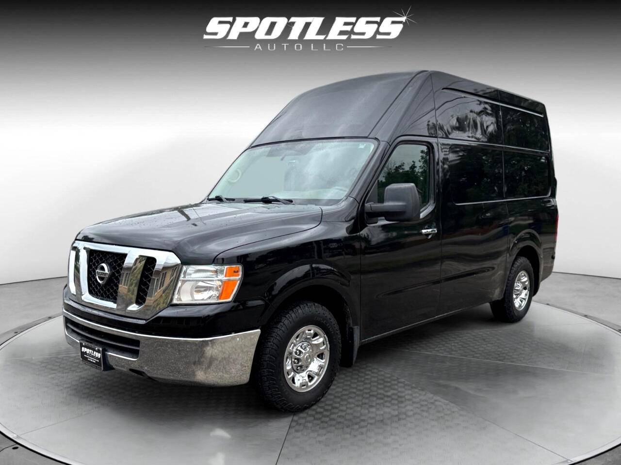 2017 Nissan NV Cargo NV2500 HD SL — Cargo Van — 143,494 mi — San Antonio, TX