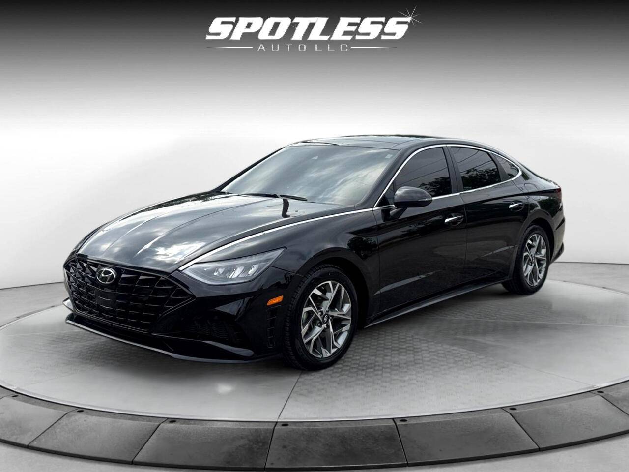 2022 Hyundai Sonata SEL — Sedan — 120,238 mi — San Antonio, TX