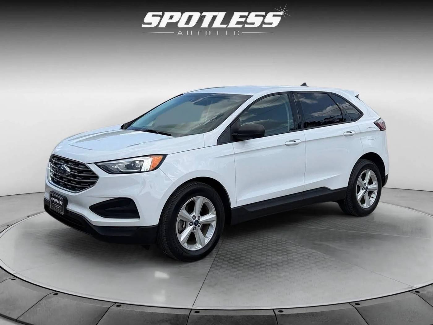 2020 Ford Edge SE