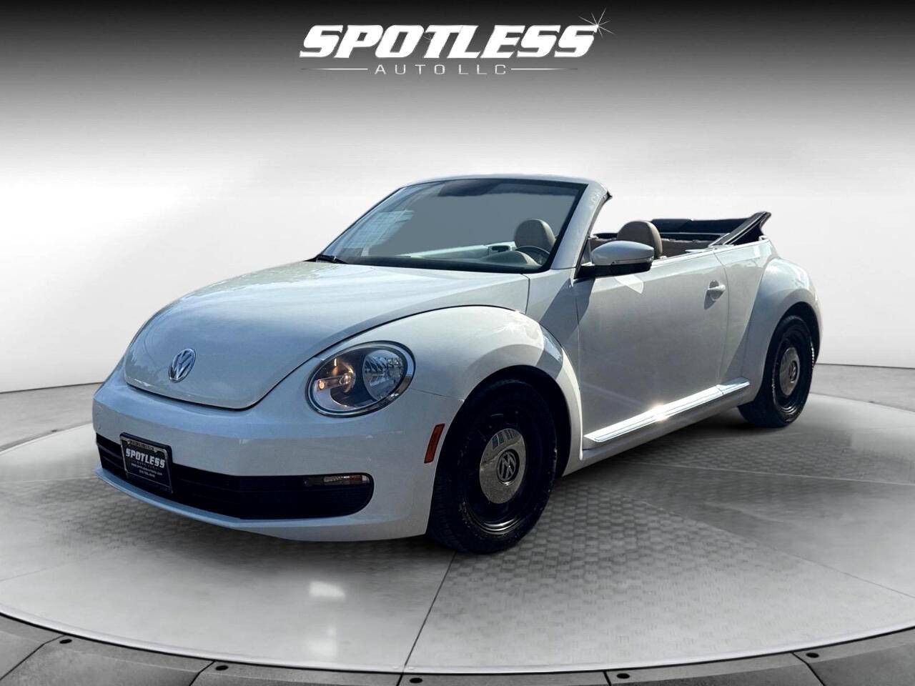 2014 Volkswagen Beetle 1.8T — Convertible — 132,224 mi — San Antonio, TX