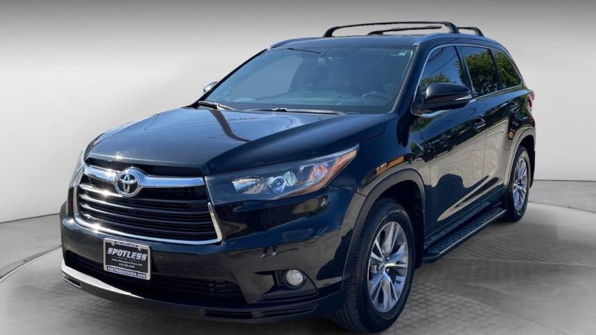 2014 Toyota Highlander XLE — SUV — 196,204 mi — San Antonio, TX