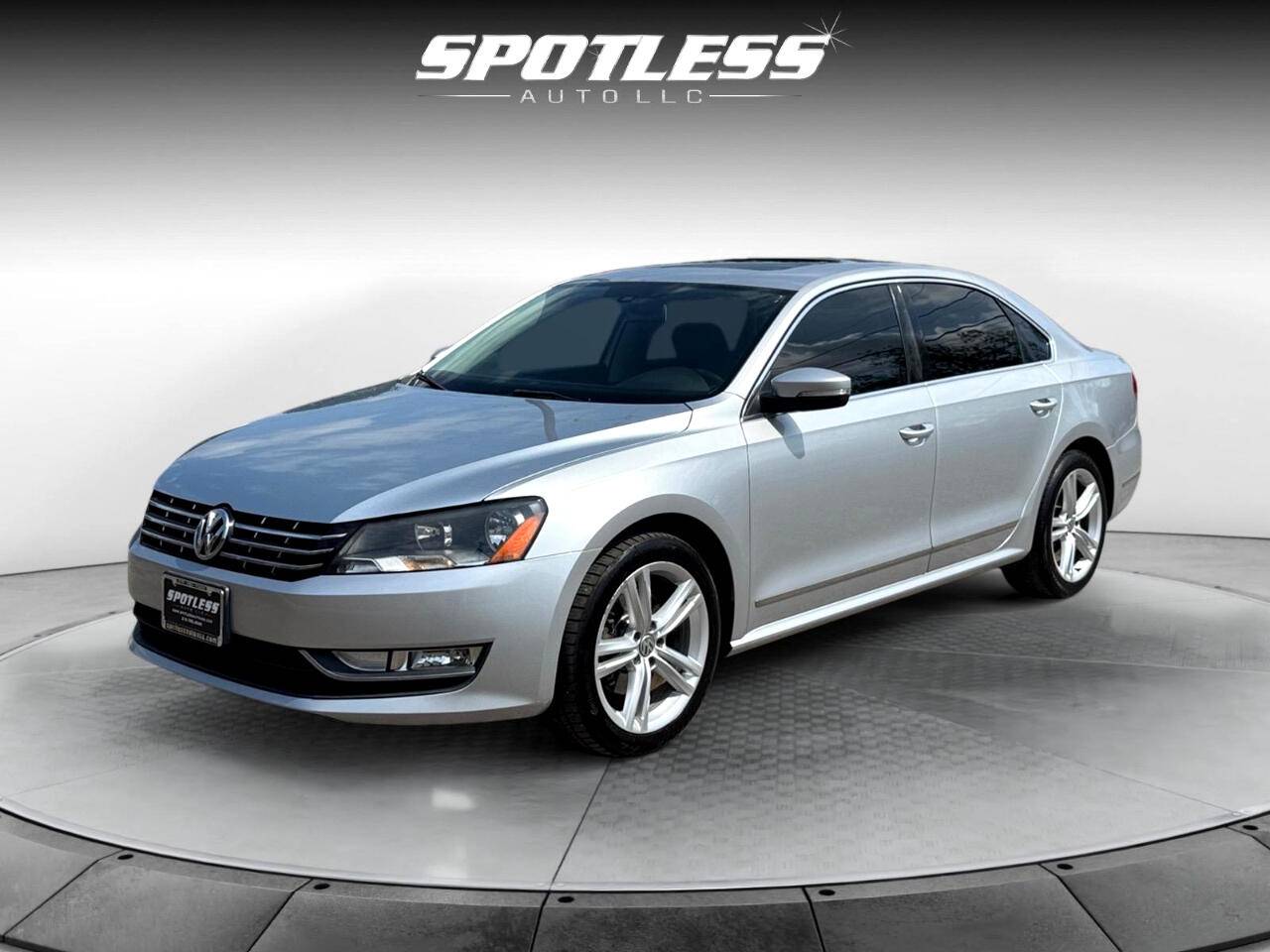 2013 Volkswagen Passat TDI SEL Premium — Sedan — 113,103 mi — San Antonio, TX