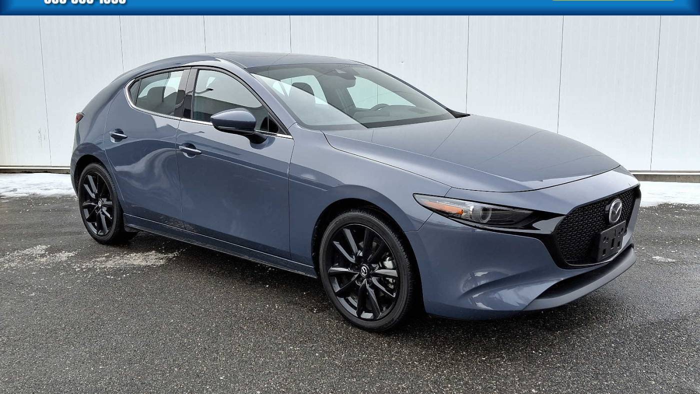 2023 Mazda Mazda3 Premium — Hatchback — 33,271 mi — Hartford, CT