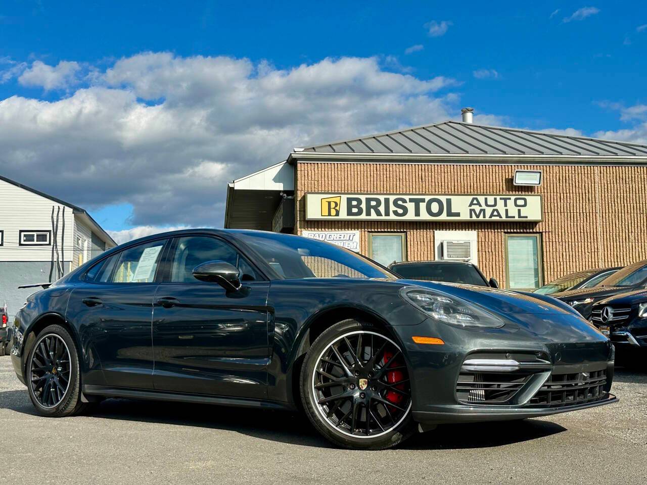 2017 Porsche Panamera Turbo