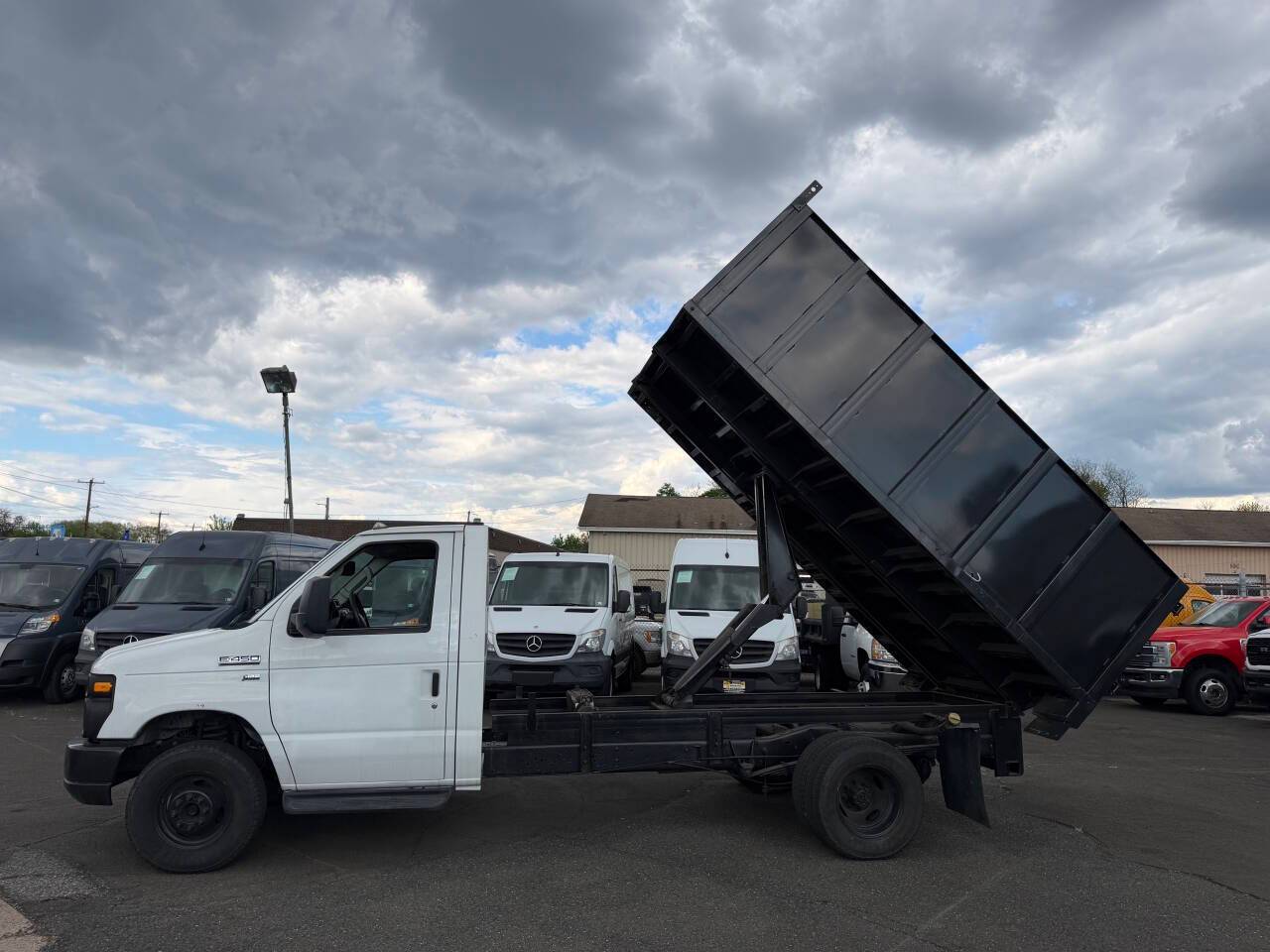 2012 Ford Econoline Commercial Cutaway E-450