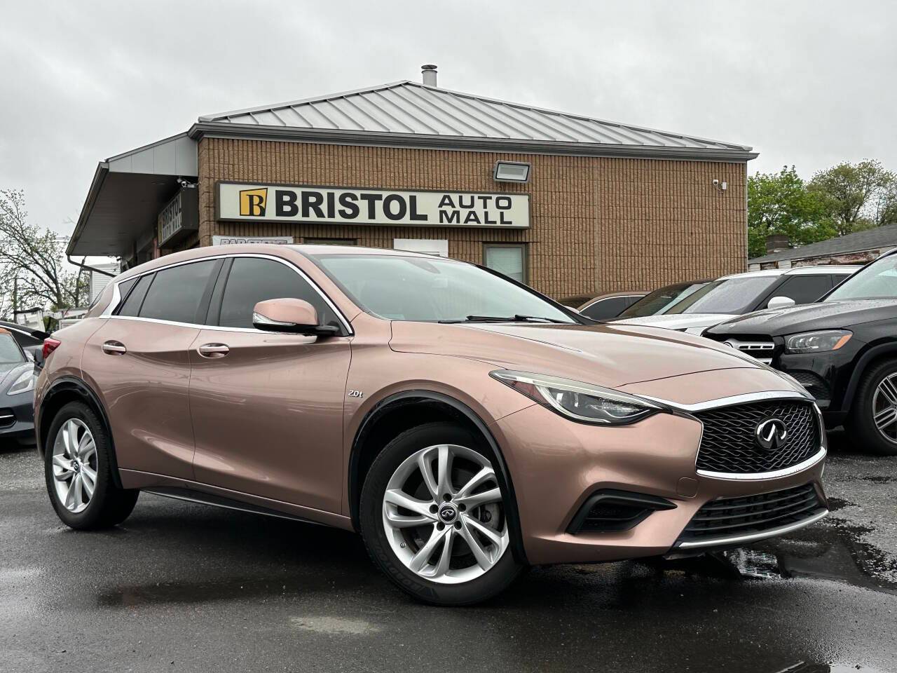 2017 INFINITI QX30 Standard — SUV — 91,653 mi — Levittown, PA