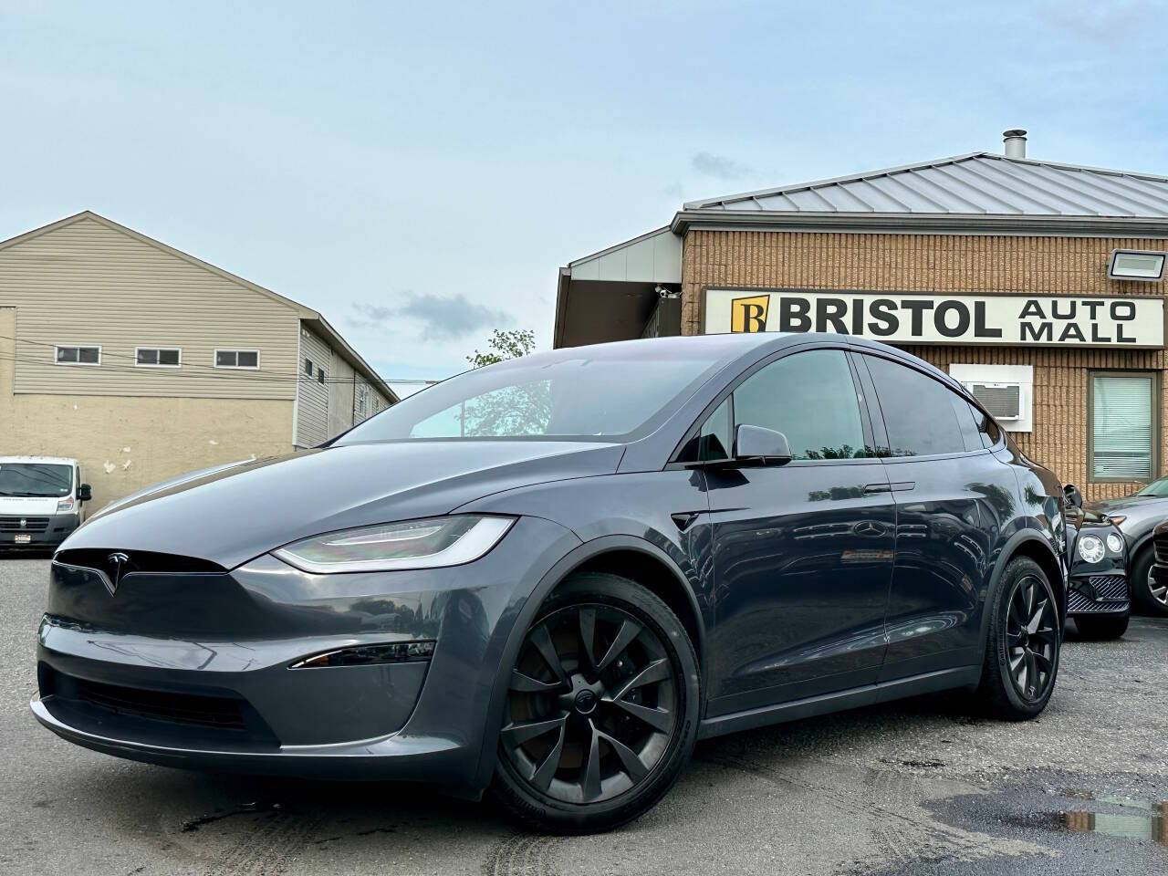 2023 Tesla Model X Standard Range — SUV — 28,098 mi — Levittown, PA
