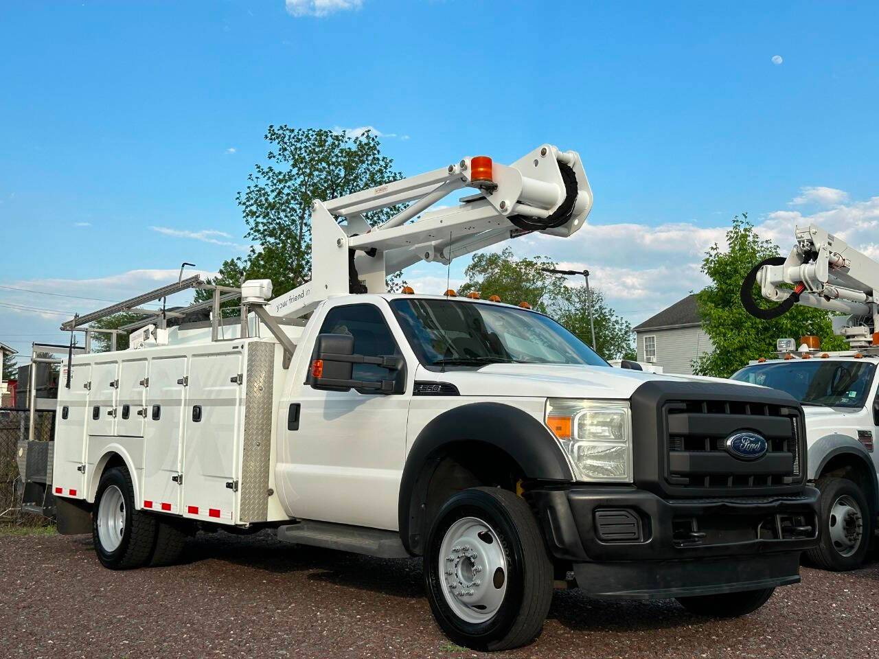 2012 Ford Super Duty F-550 Chassis Cab XL — Chassis Cab Truck — 149,983 mi — Levittown, PA