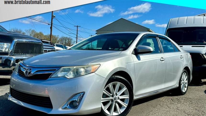 2013 Toyota Camry XLE — Sedan — 87,996 mi — Levittown, PA