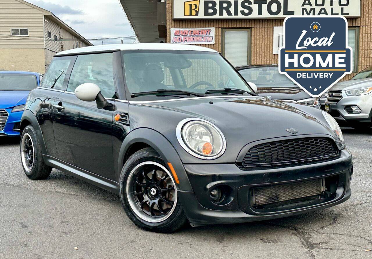 2013 MINI Hardtop Cooper — Hatchback — 167,480 mi — Levittown, PA