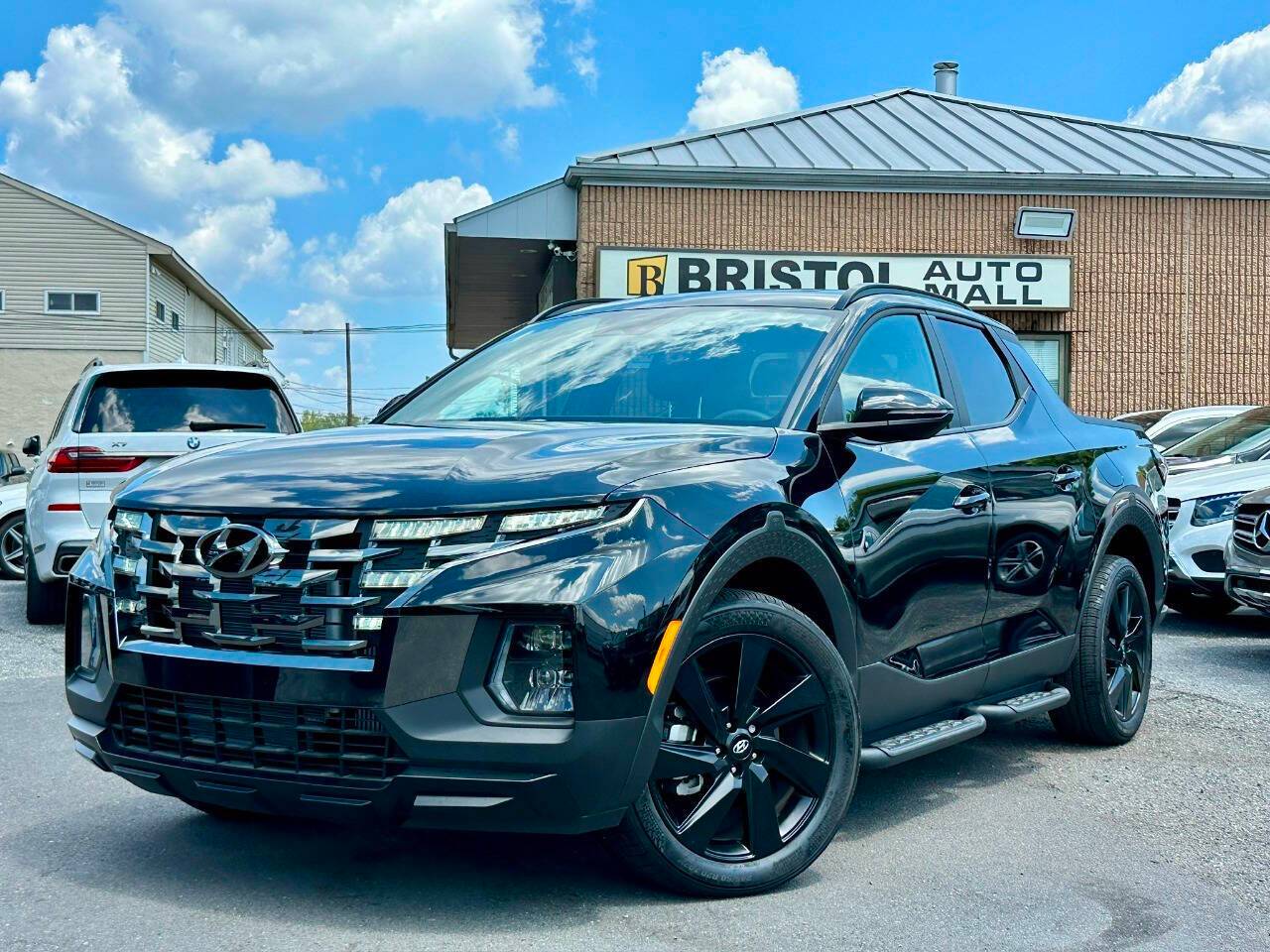 2024 Hyundai Santa Cruz NIGHT — Pickup Truck — 2,461 mi — Levittown, PA
