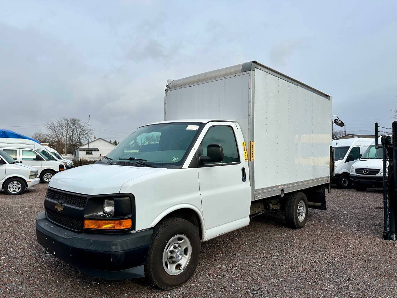 2017 Chevrolet Express Commercial Cutaway 3500 — Chassis Cab Truck — 57,575 mi — Levittown, PA
