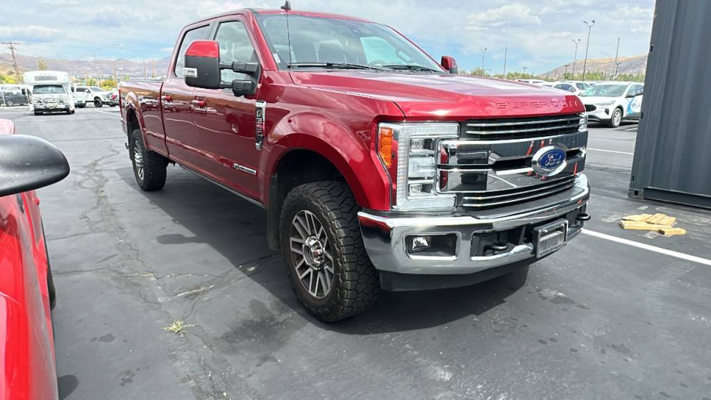 2019 Ford Super Duty F-350 Lariat — Pickup Truck — 94,040 mi — Carson City, NV