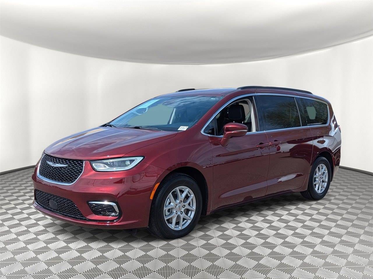 2022 Chrysler Pacifica Touring L — Minivan — 7,111 mi — Scottsdale, AZ