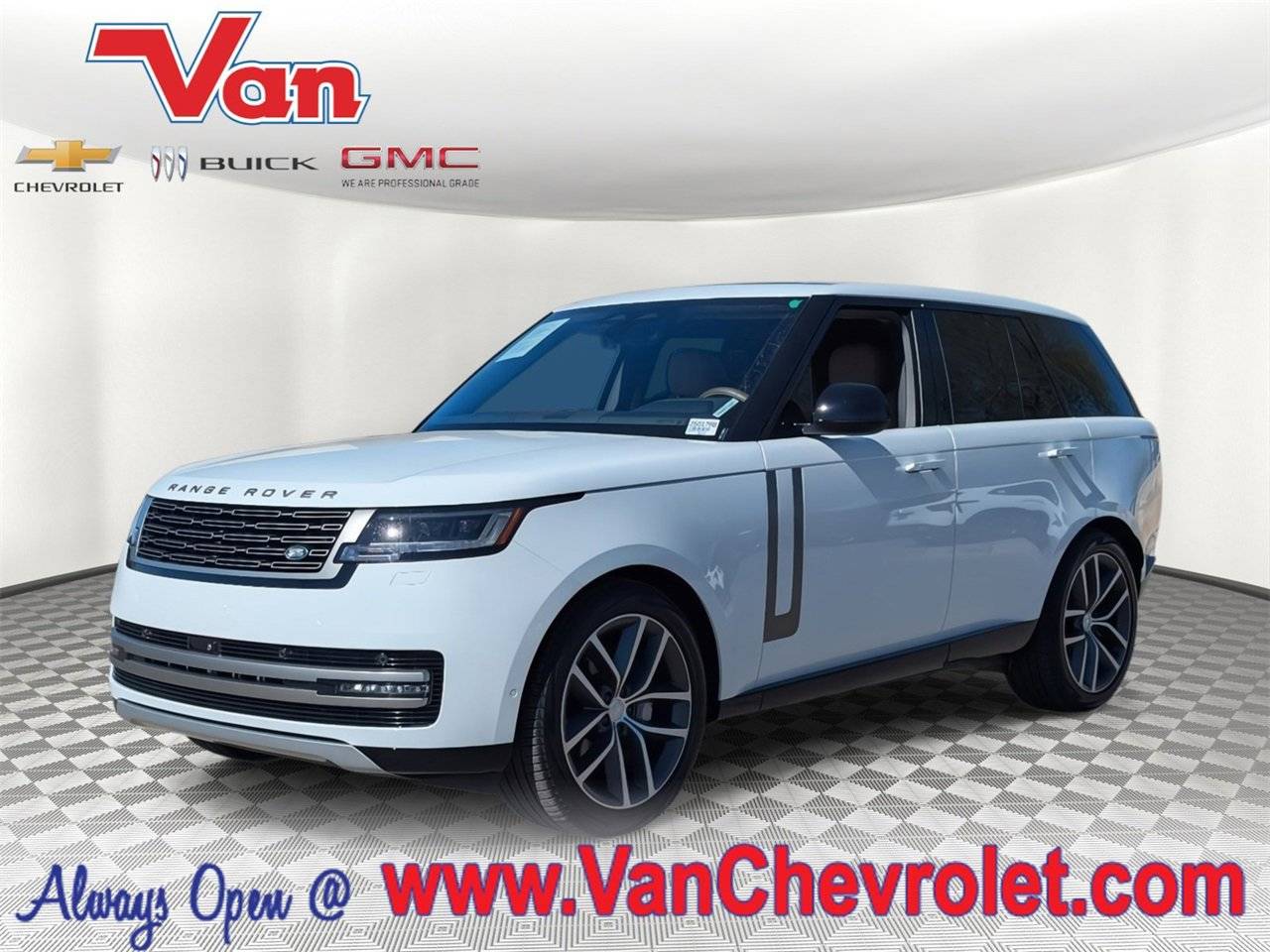 2025 Land Rover Range Rover SE — SUV — 4,005 mi — Scottsdale, AZ