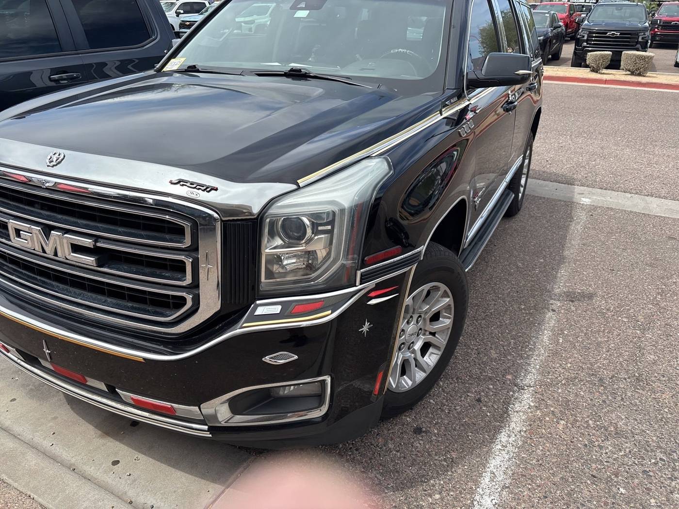 2019 GMC Yukon SLT — SUV — 288,904 mi — Scottsdale, AZ