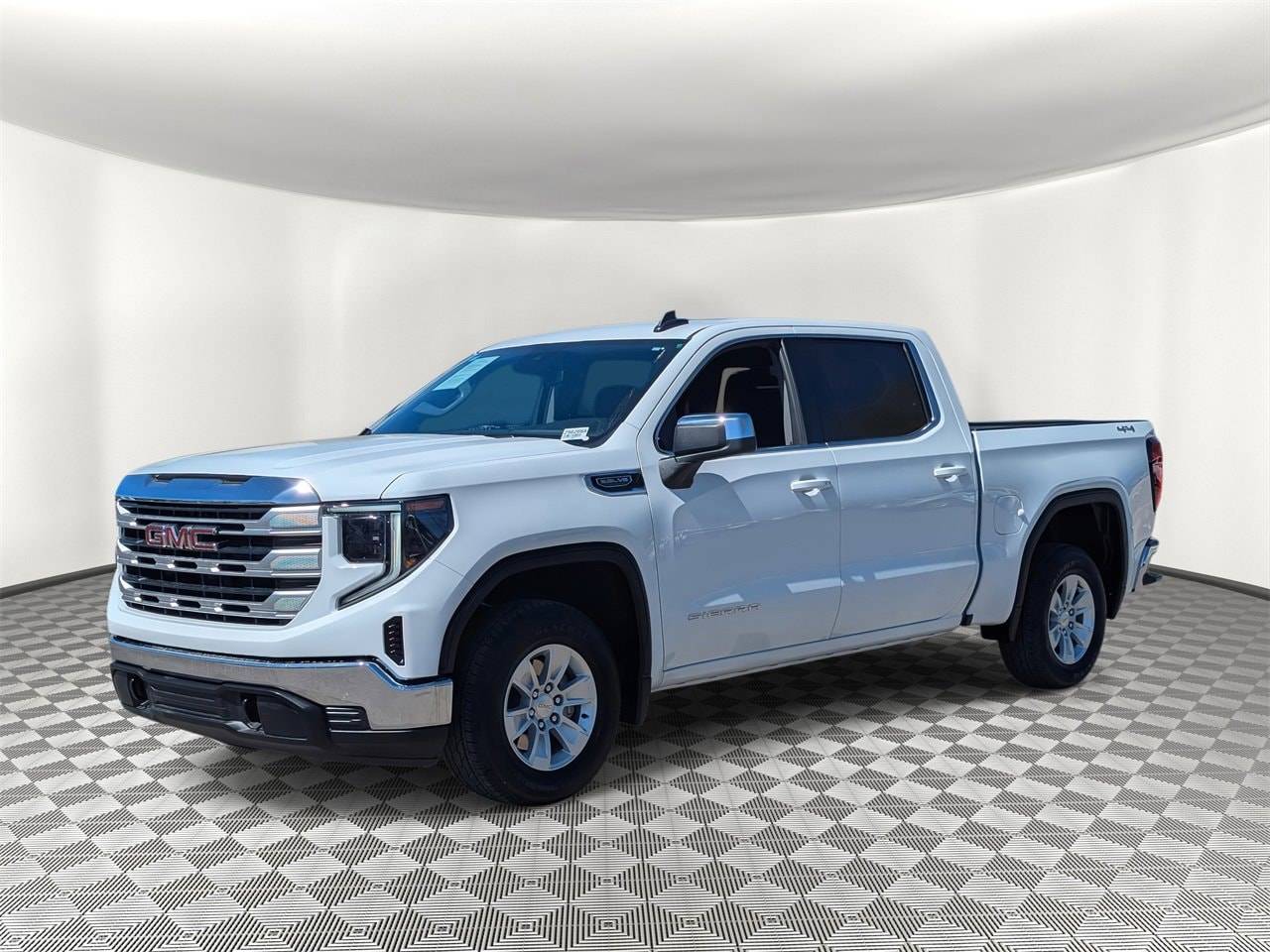 2024 GMC Sierra 1500 SLE — Pickup Truck — 18,398 mi — Scottsdale, AZ