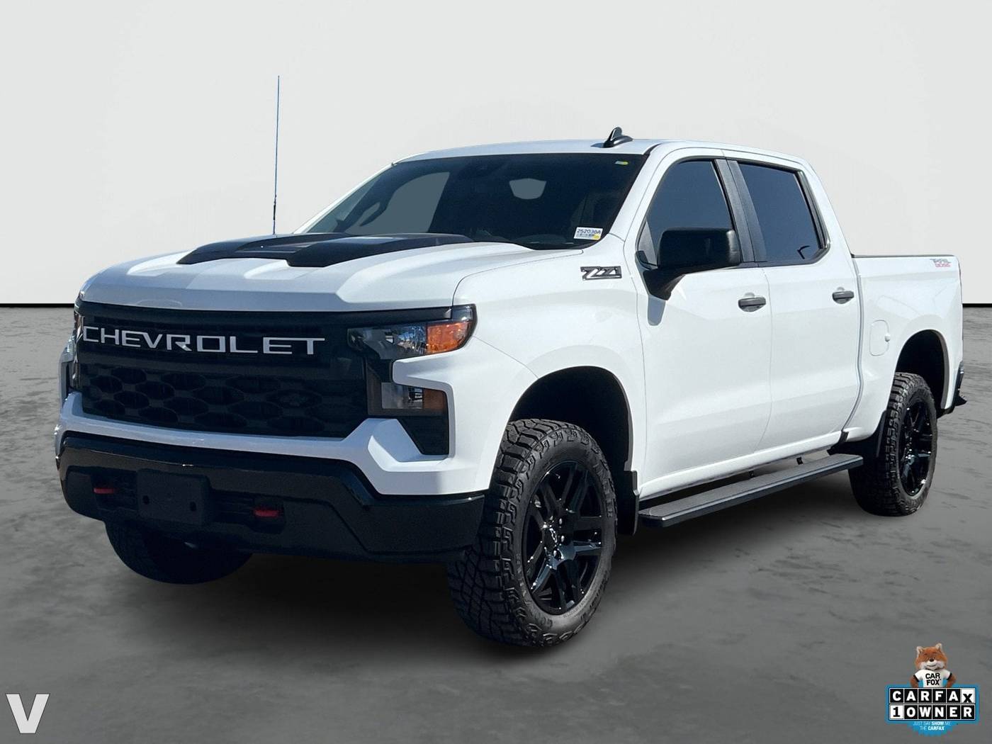 2025 Chevrolet Silverado 1500 Custom Trail Boss — Pickup Truck — 2,407 mi — Scottsdale, AZ