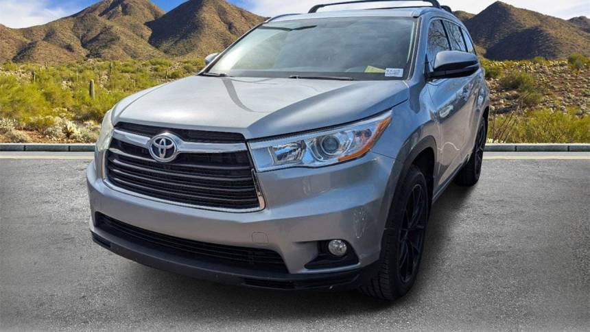 2015 Toyota Highlander XLE — SUV — 129,993 mi — Scottsdale, AZ