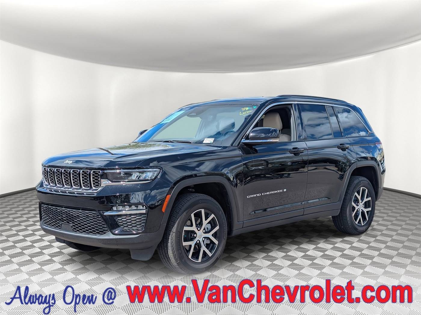 2024 Jeep Grand Cherokee Limited — SUV — 5,000 mi — Scottsdale, AZ