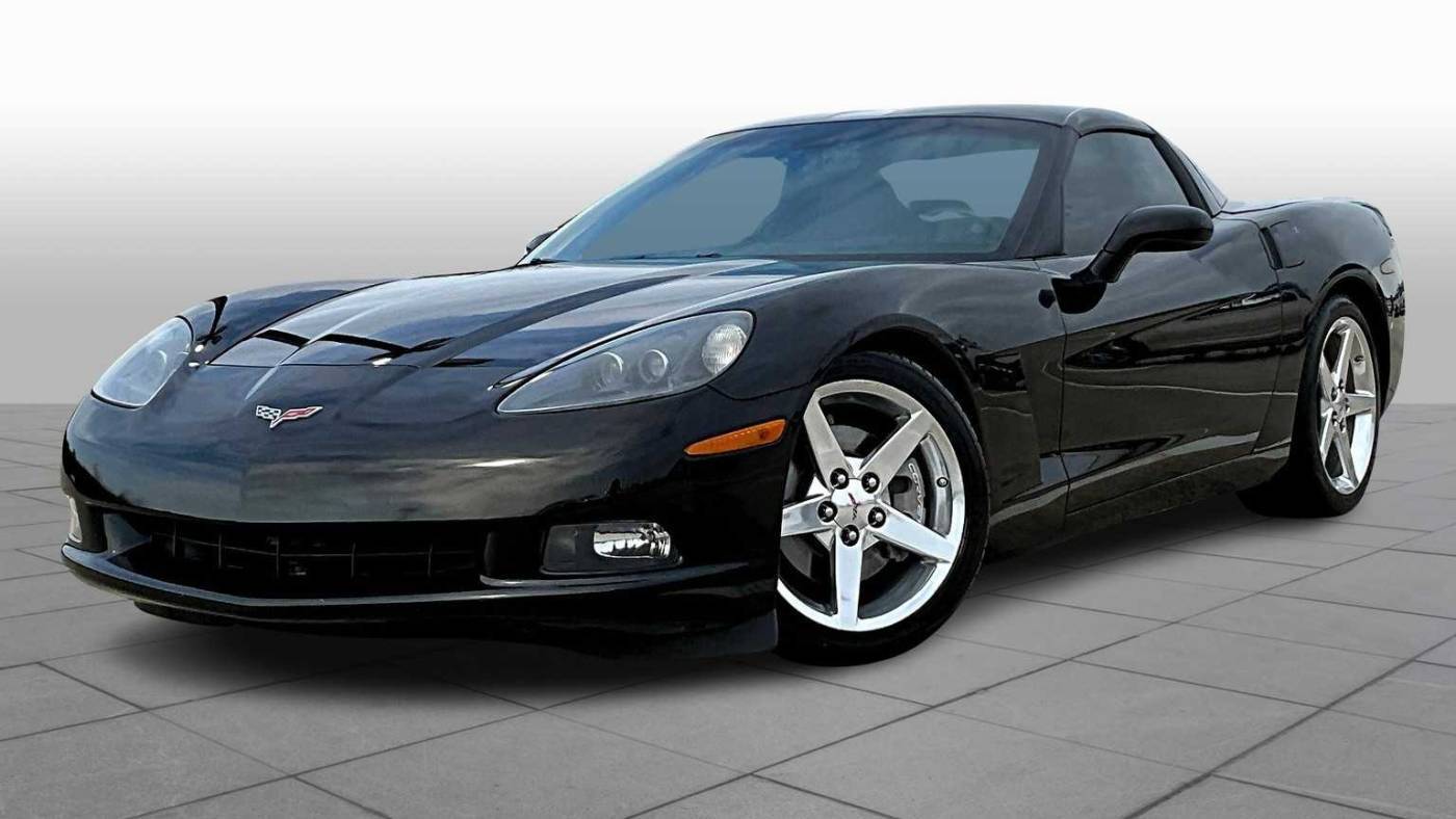2005 Chevrolet Corvette Base — Coupe — 74,829 mi — Friendswood, TX