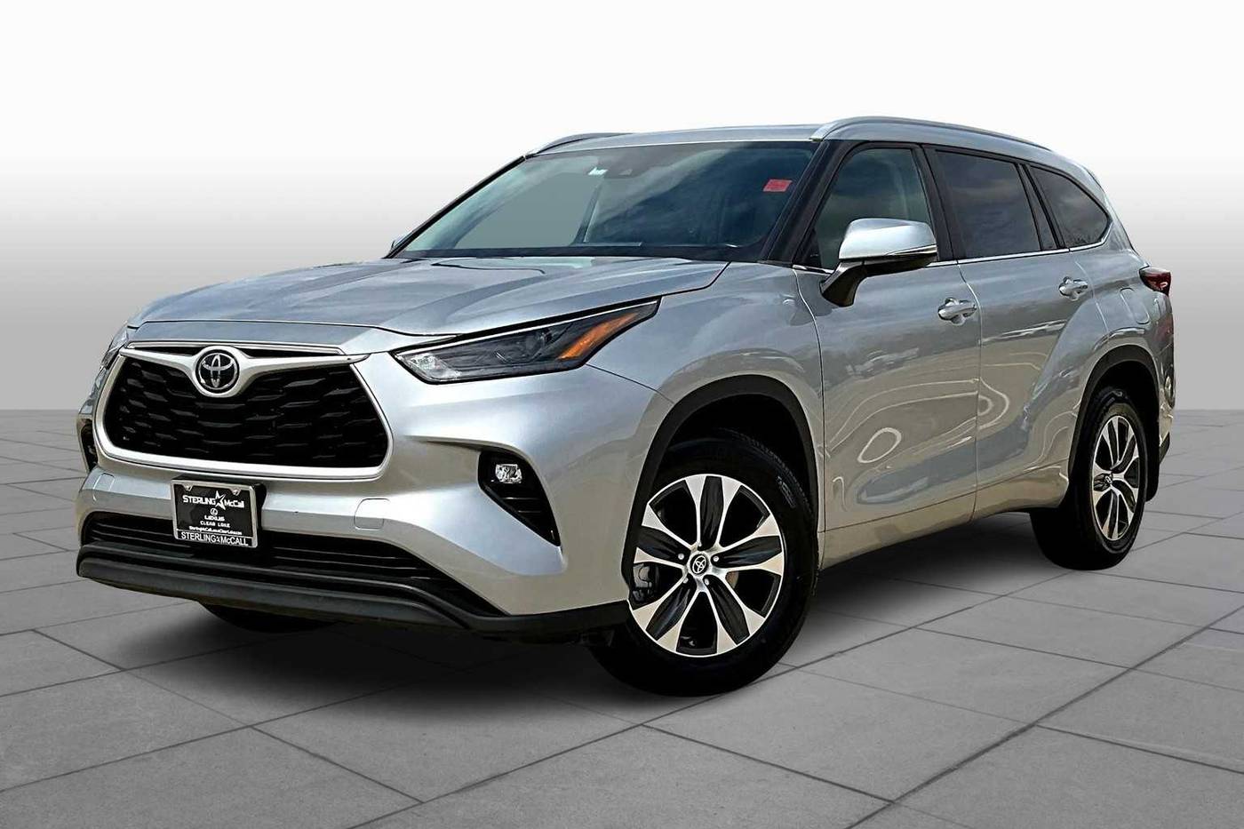 2023 Toyota Highlander XLE — SUV — 39,205 mi — Friendswood, TX
