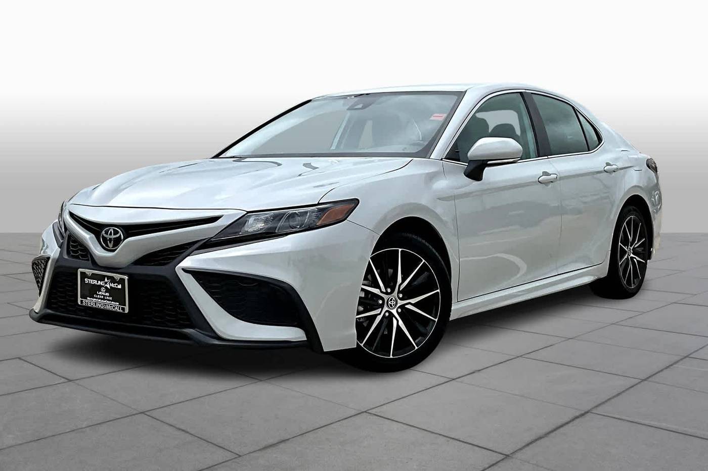 2023 Toyota Camry SE — Sedan — 48,062 mi — Friendswood, TX