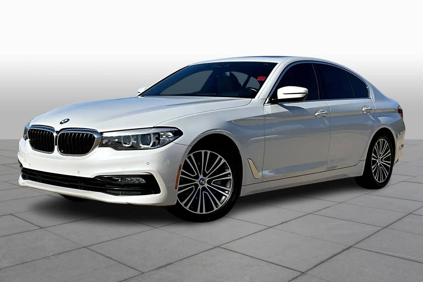 2018 BMW 5 Series 540i — Sedan — 85,500 mi — Friendswood, TX