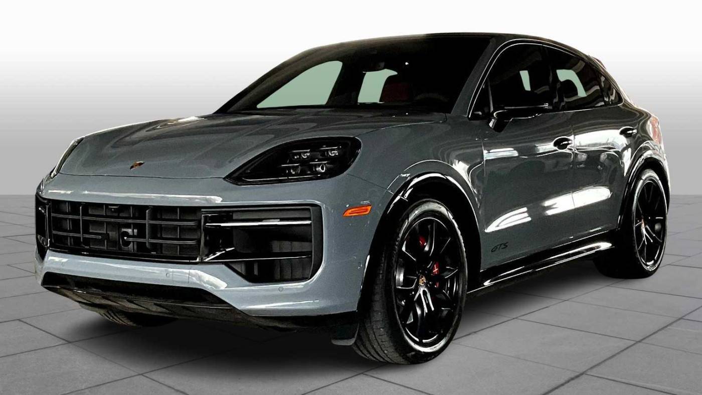 2025 Porsche Cayenne GTS — SUV — 929 mi — Houston, TX
