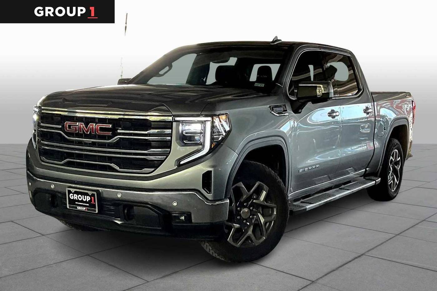 2025 GMC Sierra 1500 SLT — Pickup Truck — 2,577 mi — Houston, TX
