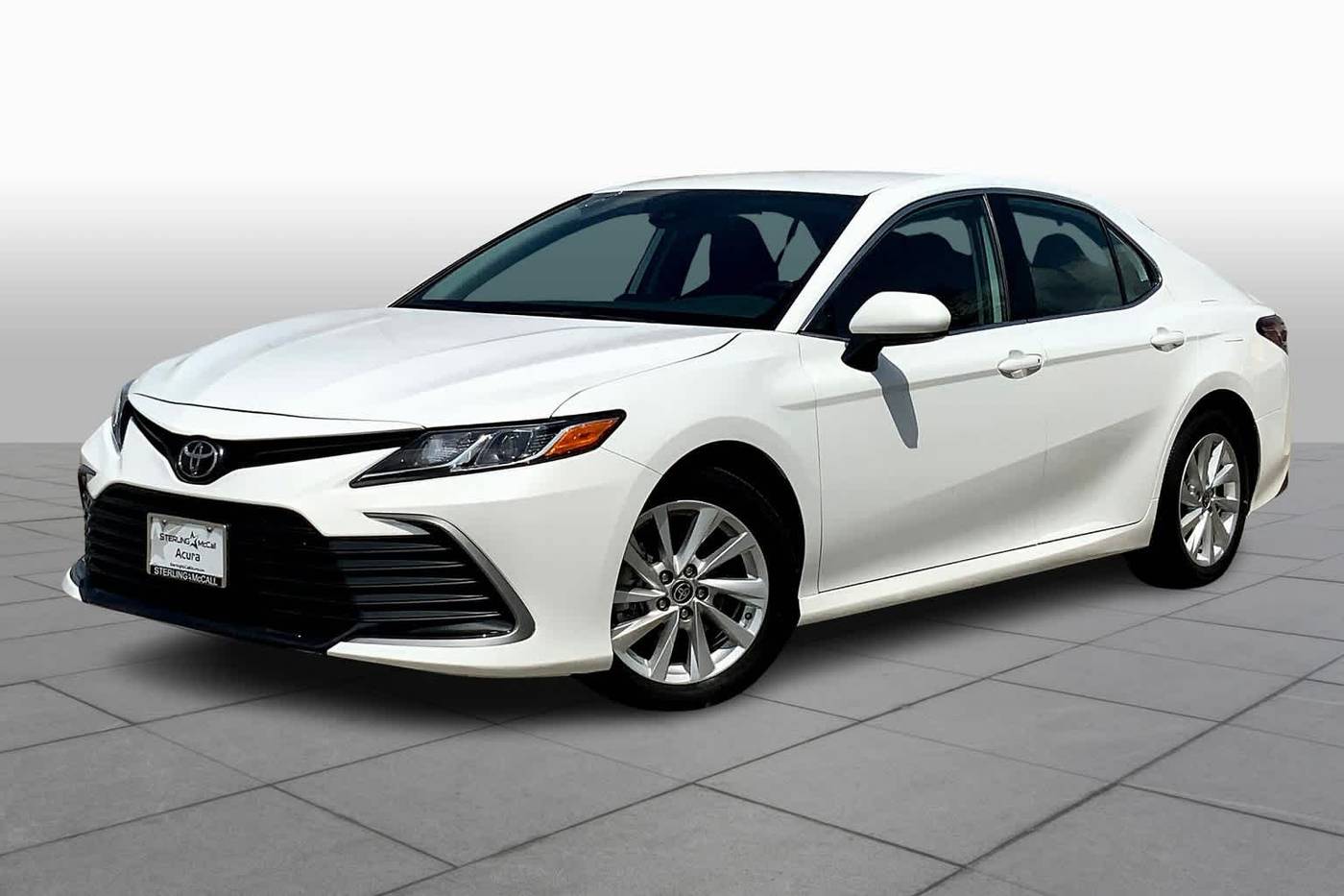2024 Toyota Camry LE — Sedan — 26,140 mi — Houston, TX