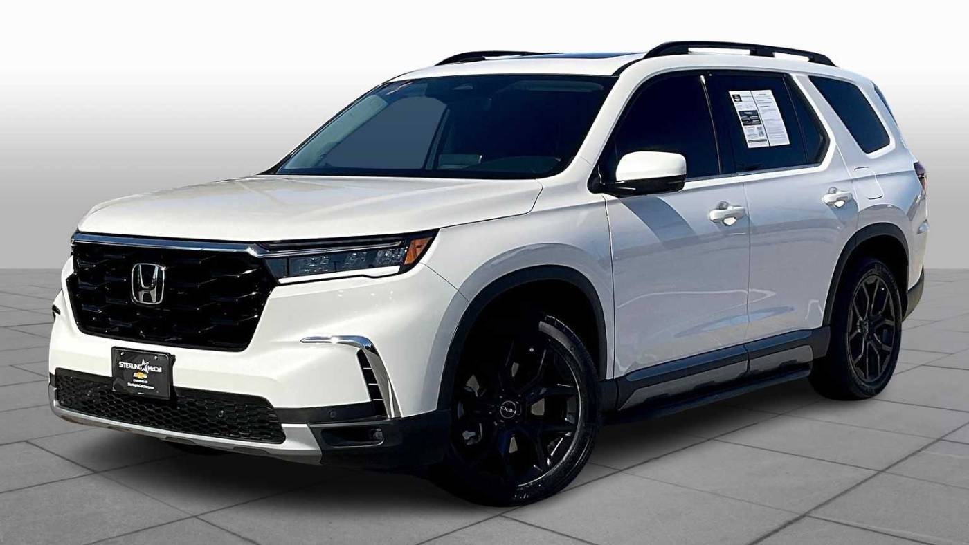 2025 Honda Pilot Touring — SUV — 11,712 mi — Houston, TX