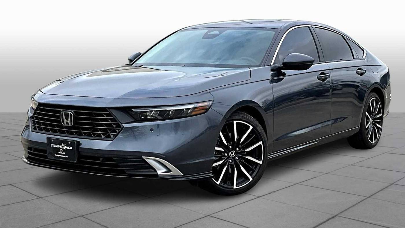 2025 Honda Accord Hybrid Touring — Sedan — 2,837 mi — Houston, TX