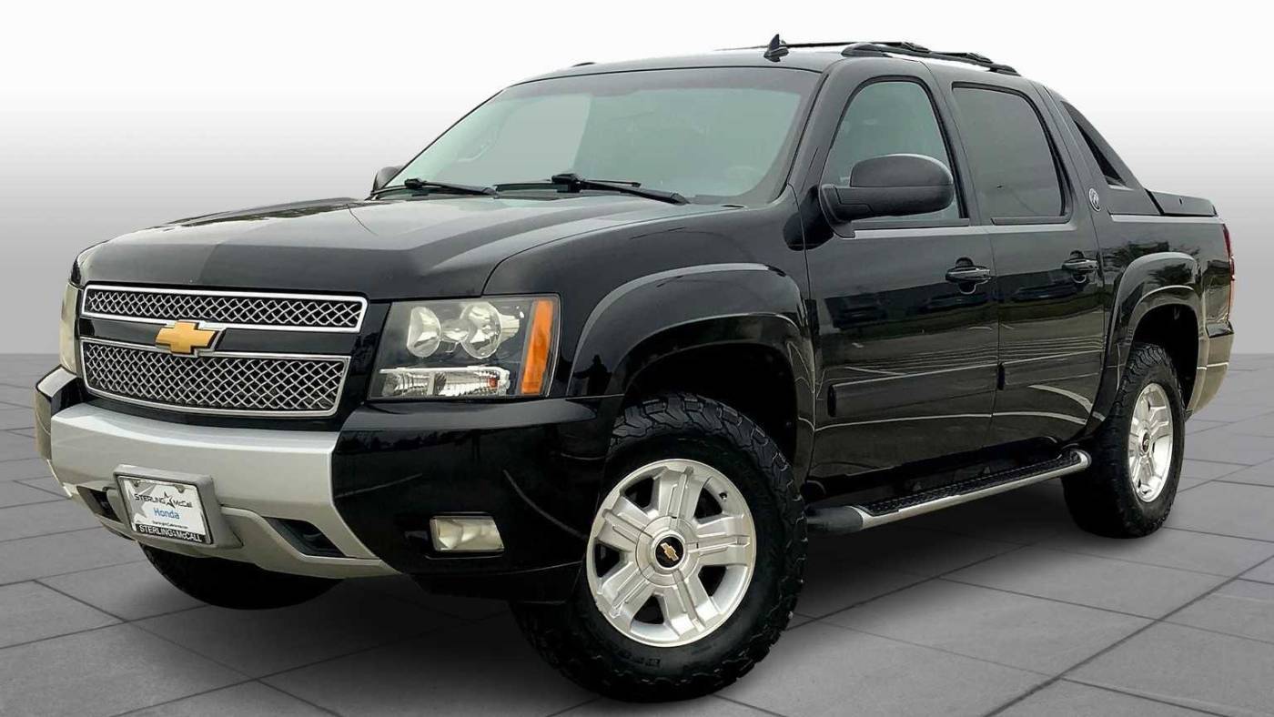 2013 Chevrolet Avalanche LT — Pickup Truck — 119,492 mi — Kingwood, TX