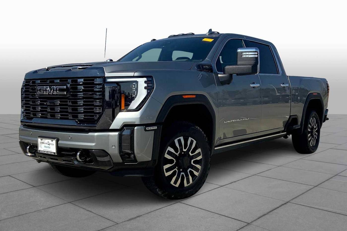 2024 GMC Sierra 2500HD Denali Ultimate — Pickup Truck — 8,158 mi — Kingwood, TX