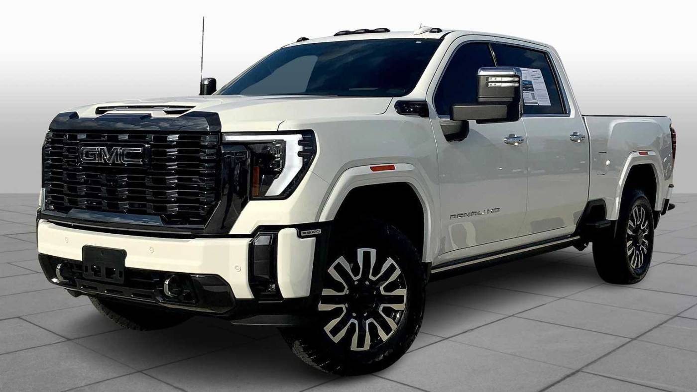 2024 GMC Sierra 2500HD Denali Ultimate — Pickup Truck — 4,774 mi — Kingwood, TX