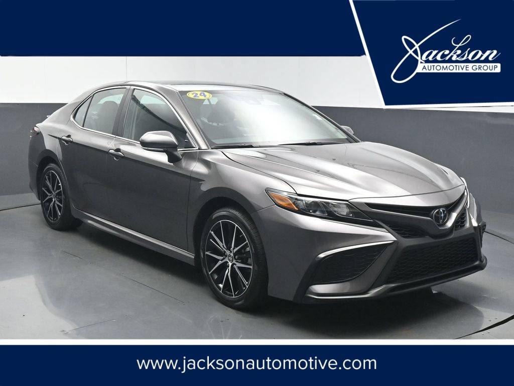 2024 Toyota Camry SE — Sedan — 12,672 mi — Macon, GA