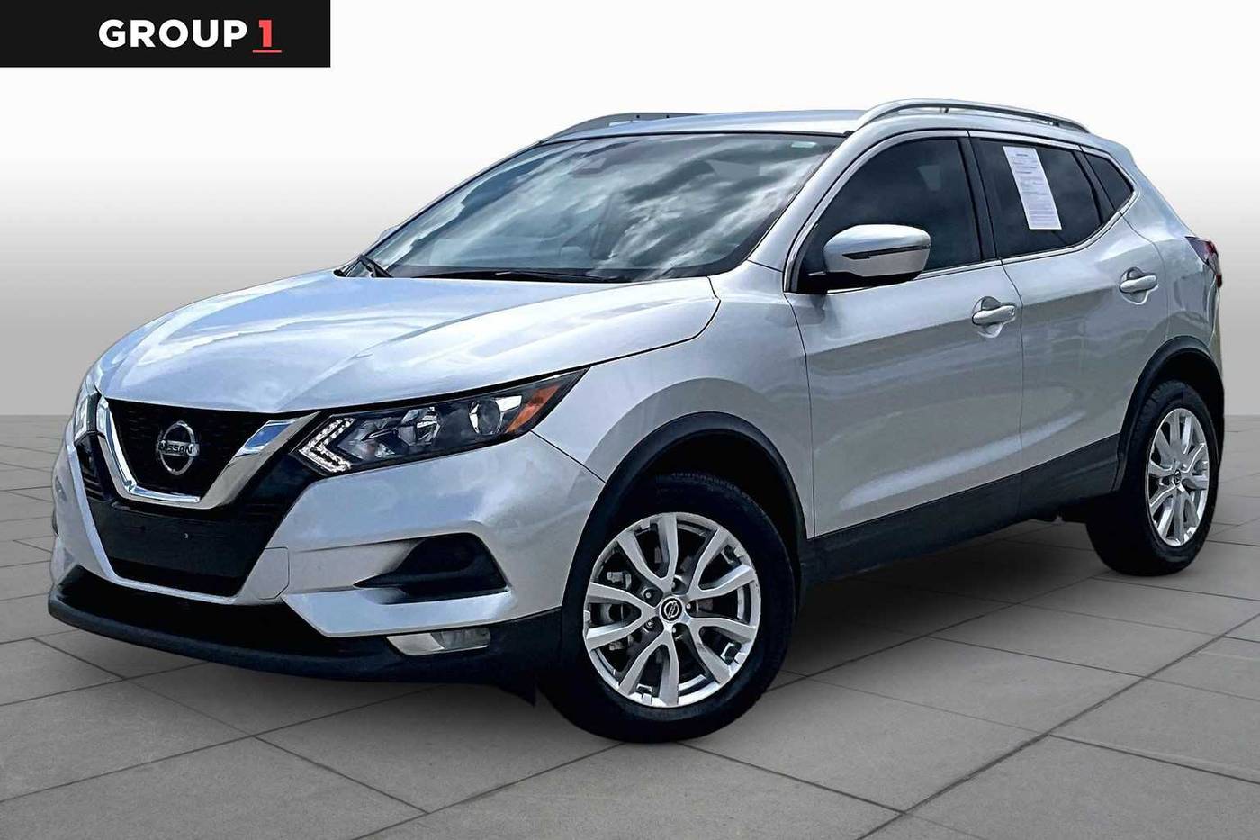 2022 Nissan Rogue Sport SV