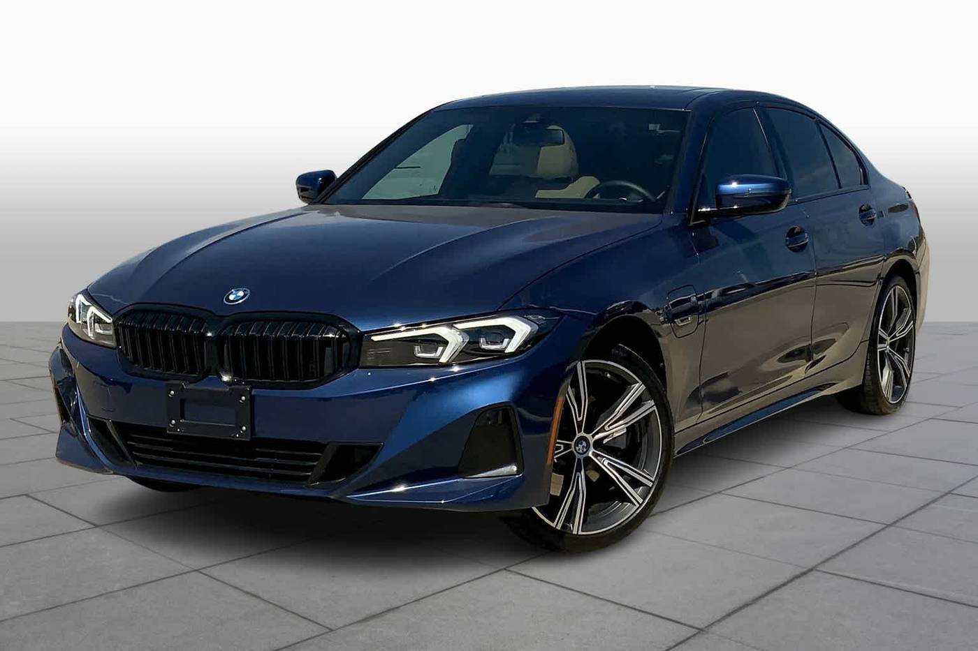 2023 BMW 3 Series 330e — Sedan — 23,388 mi — Webster, TX