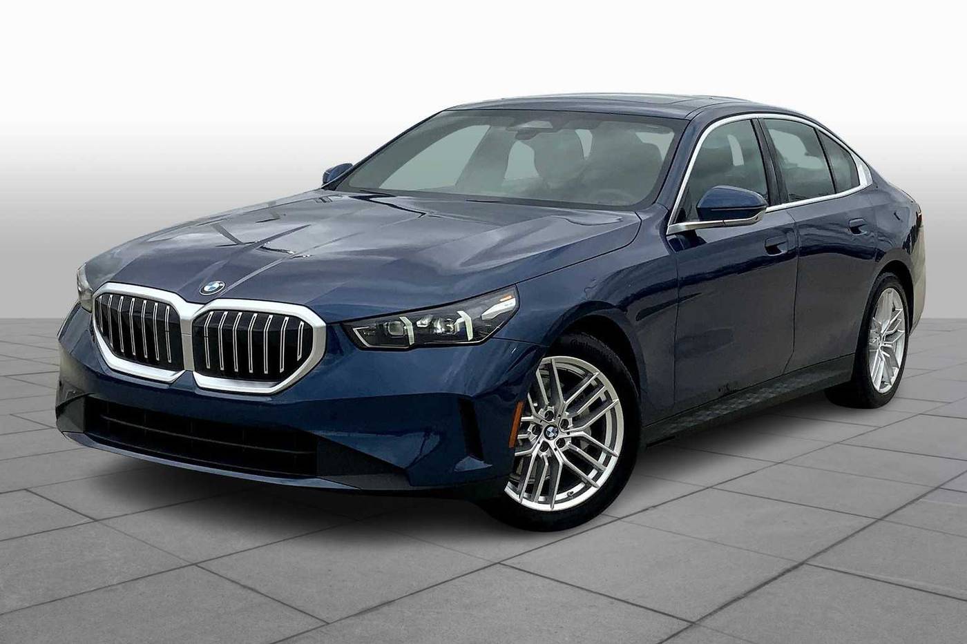 2024 BMW 5 Series 530i — Sedan — 12,094 mi — Webster, TX