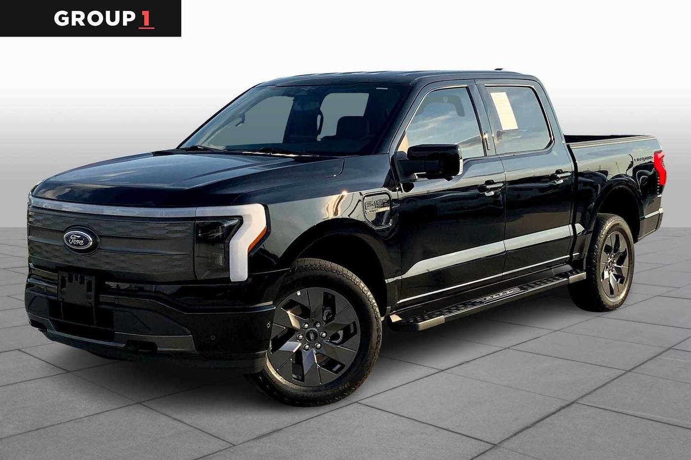 2023 Ford F-150 Lightning LARIAT — Pickup Truck — 23,466 mi — Webster, TX