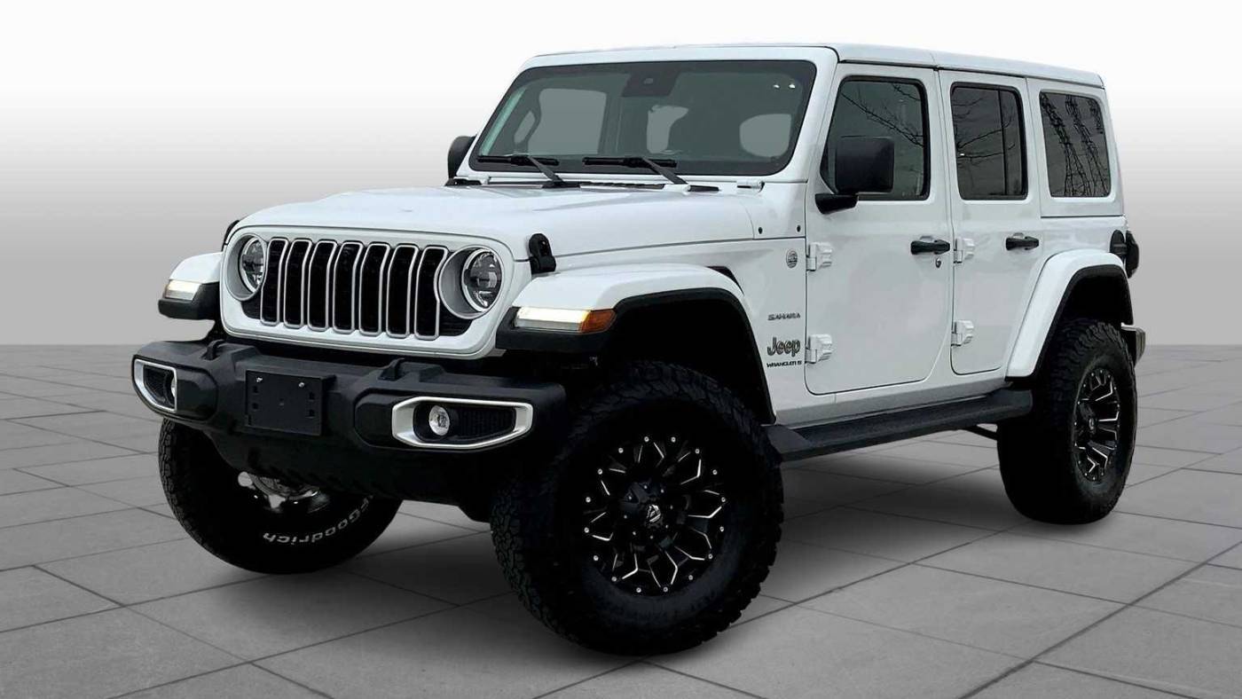 2024 Jeep Wrangler Sahara — SUV — 2,985 mi — Webster, TX
