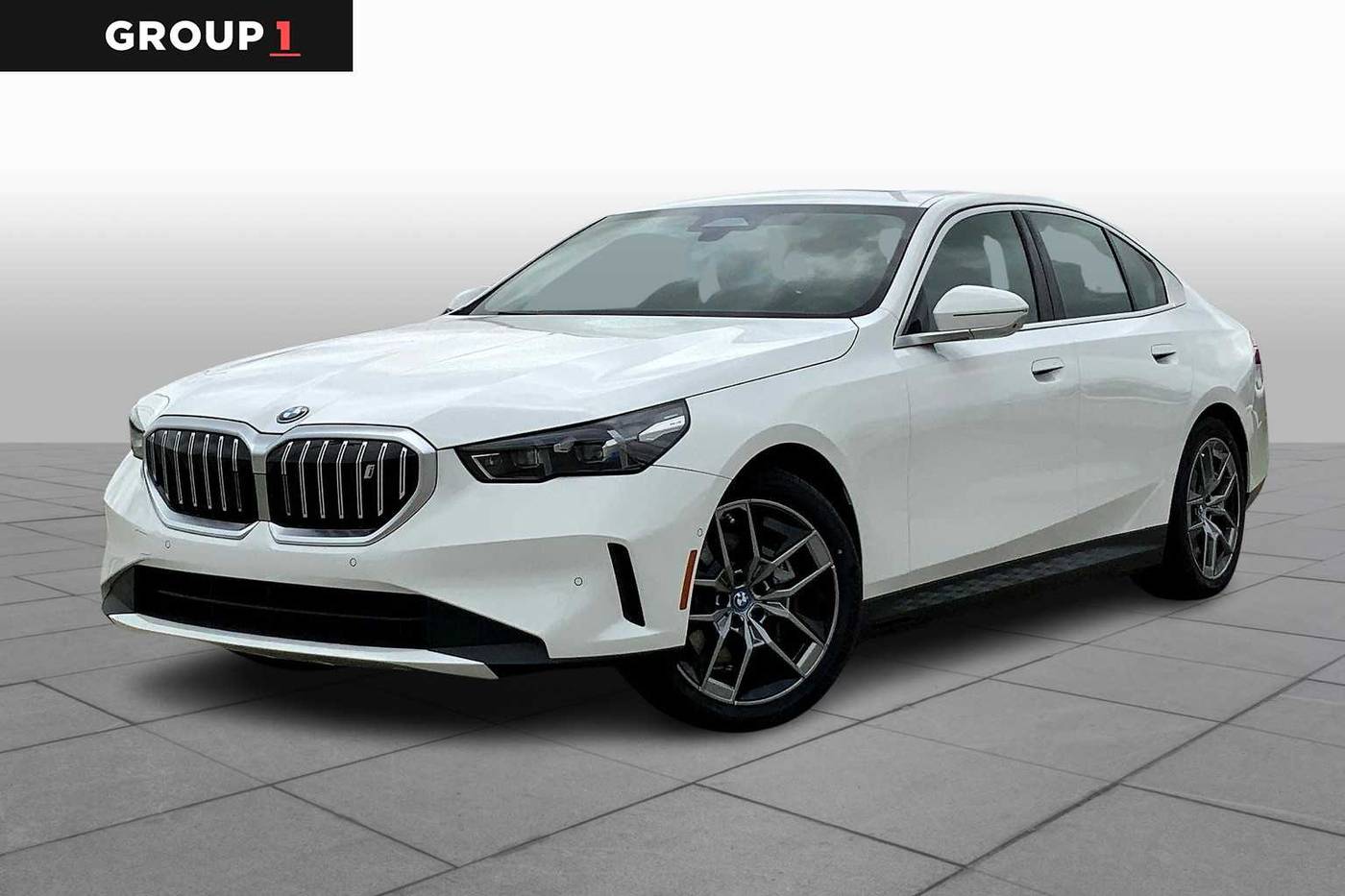 2024 BMW i5 eDrive40 — Sedan — 4,695 mi — Webster, TX