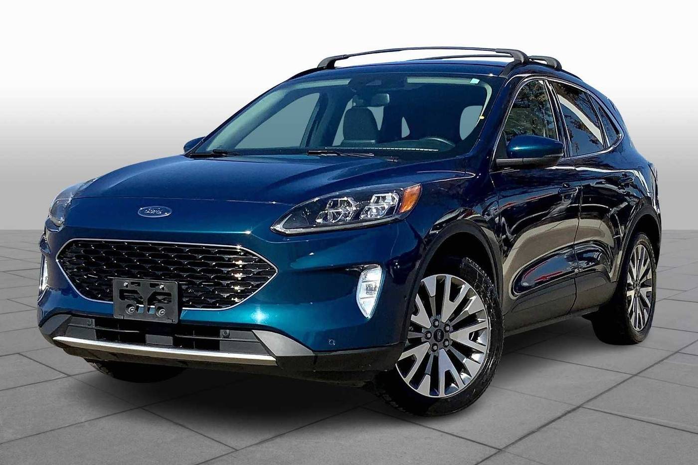2020 Ford Escape Hybrid Titanium — SUV — 108,475 mi — Lubbock, TX