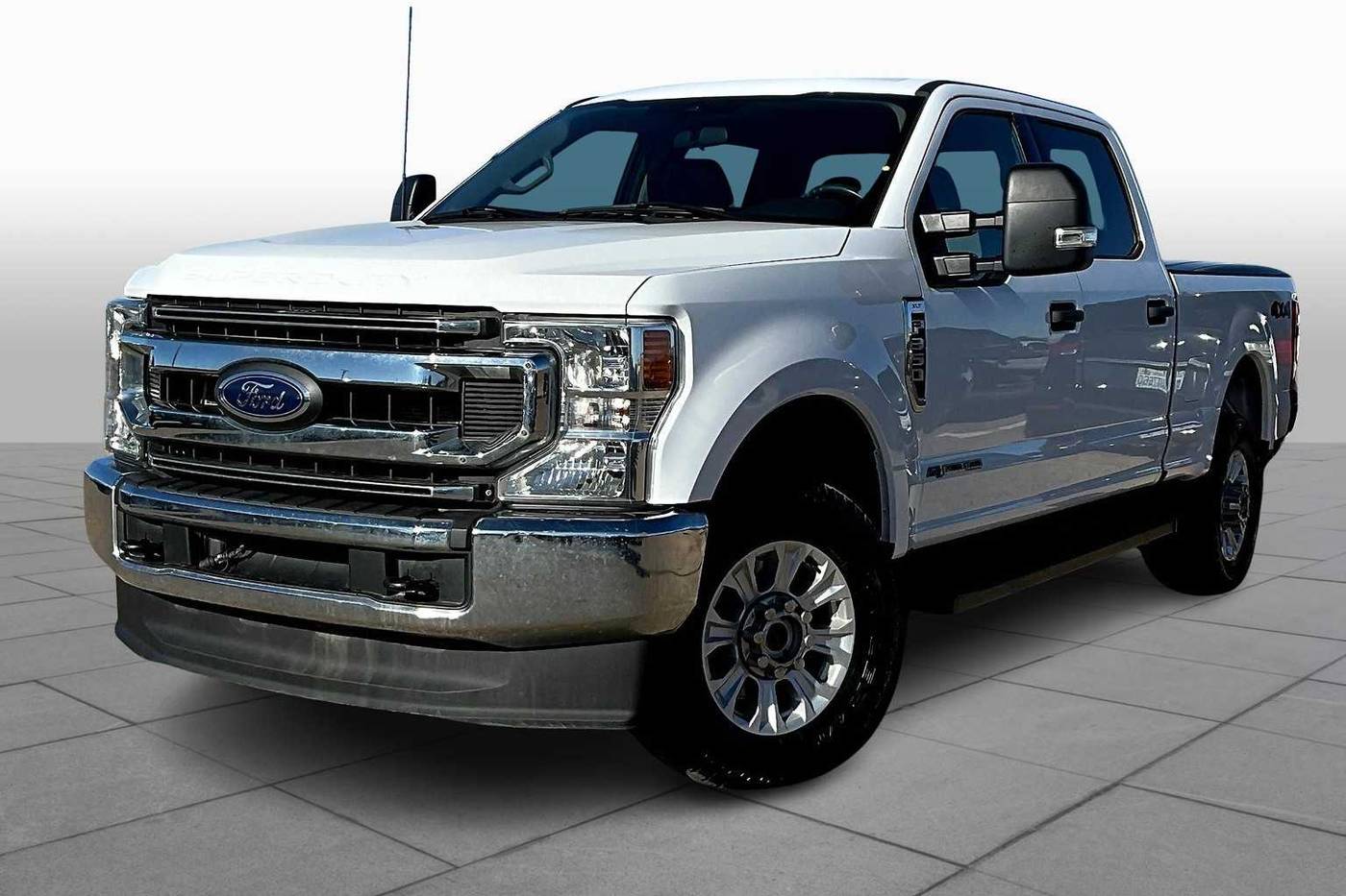 2022 Ford Super Duty F-350 XLT — Pickup Truck — 30,381 mi — Lubbock, TX