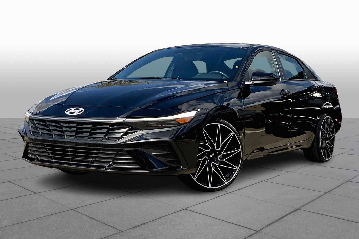 2025 Hyundai Elantra SEL Sport — Sedan — 24,994 mi — Lubbock, TX