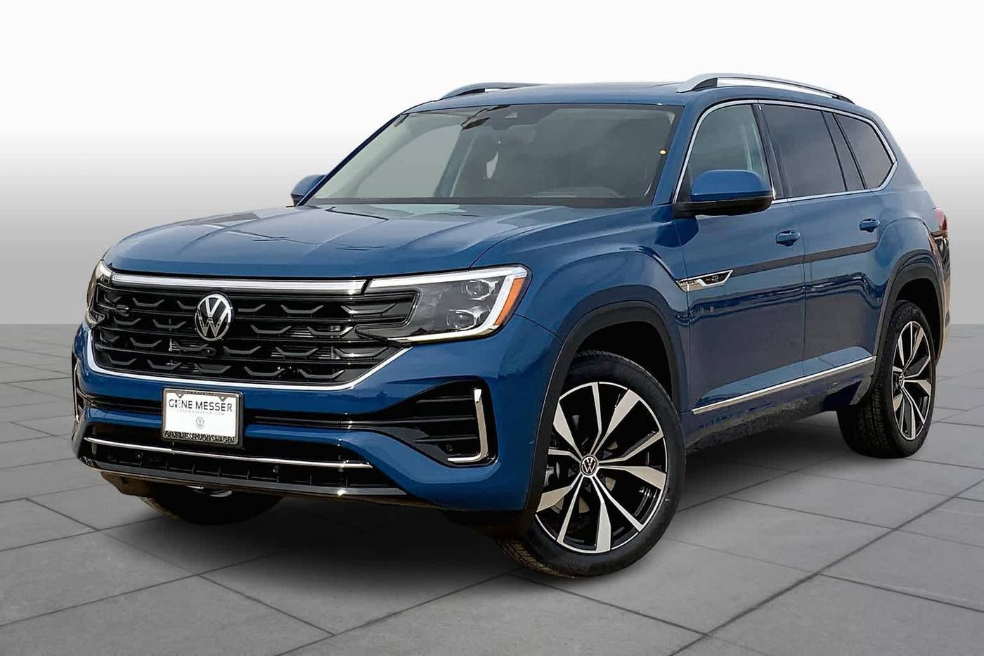 2025 Volkswagen Atlas SEL Premium R-Line — SUV — 4,637 mi — Lubbock, TX