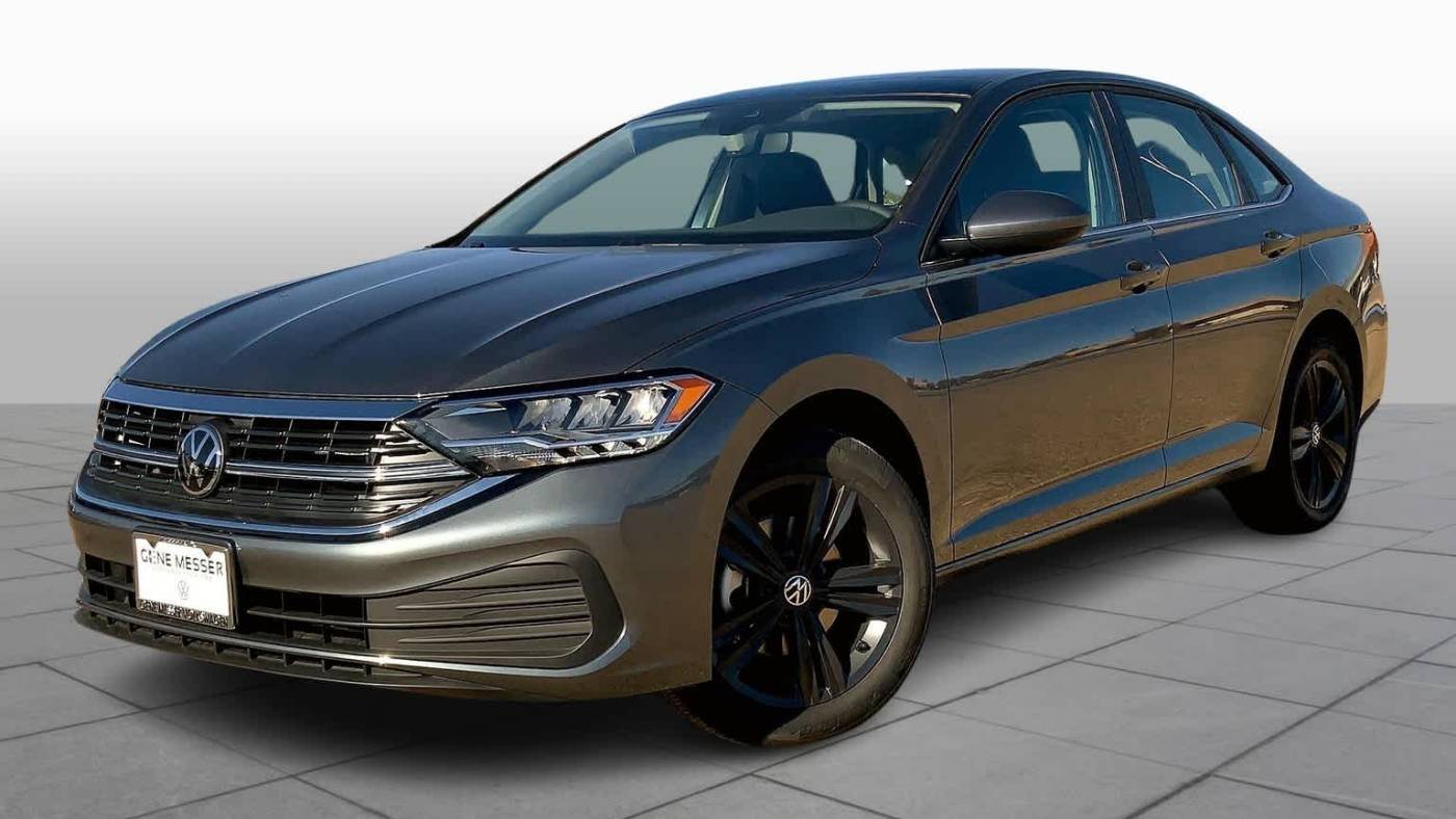 2024 Volkswagen Jetta SE — Sedan — 5,000 mi — Lubbock, TX