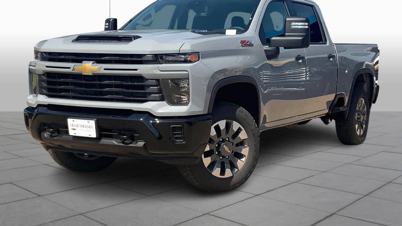 2024 Chevrolet Silverado 2500HD Custom — Pickup Truck — 16,305 mi — Lubbock, TX