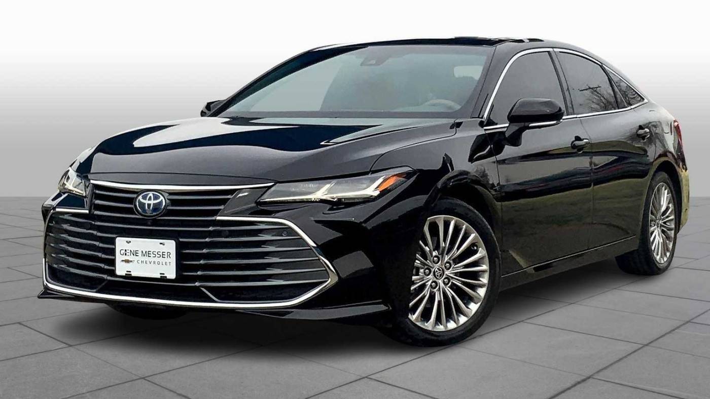 2022 Toyota Avalon Hybrid Limited — Sedan — 27,559 mi — Lubbock, TX
